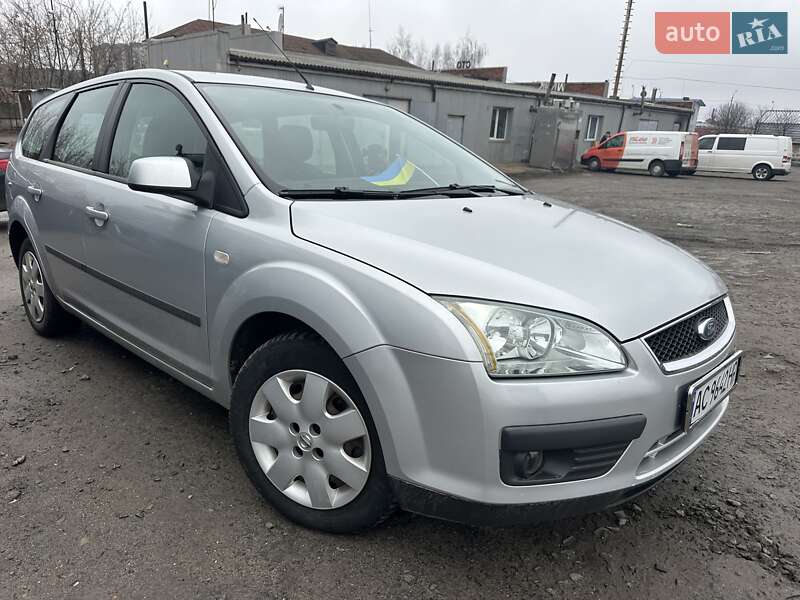 Ford Focus (2005)