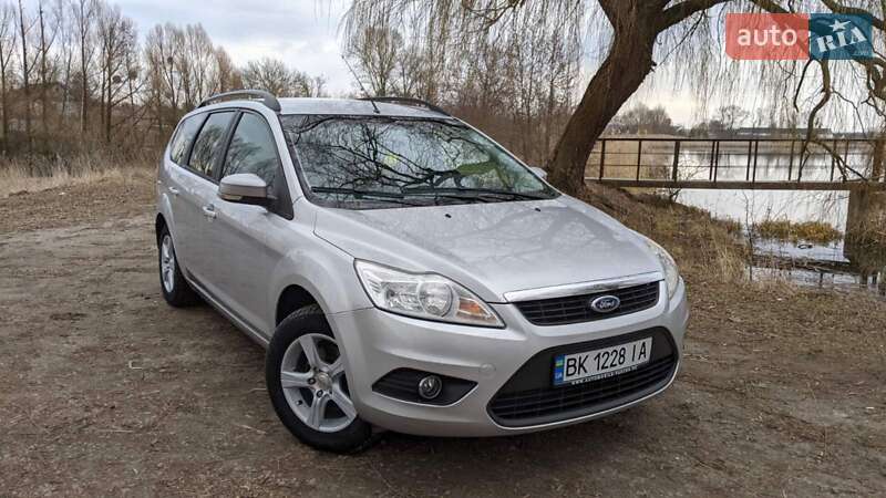 Ford Focus (2010)