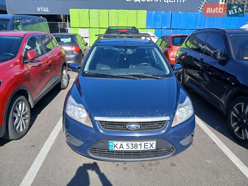 Ford Focus (2010)