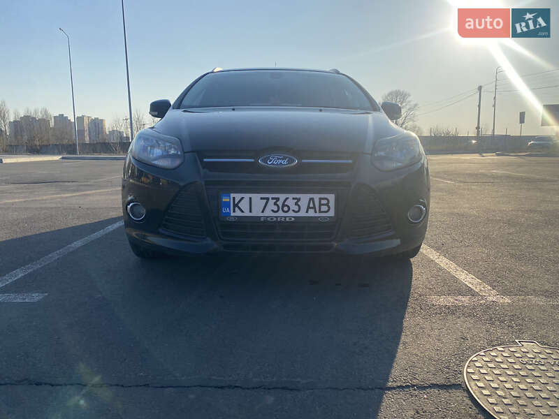 Ford Focus (2012)