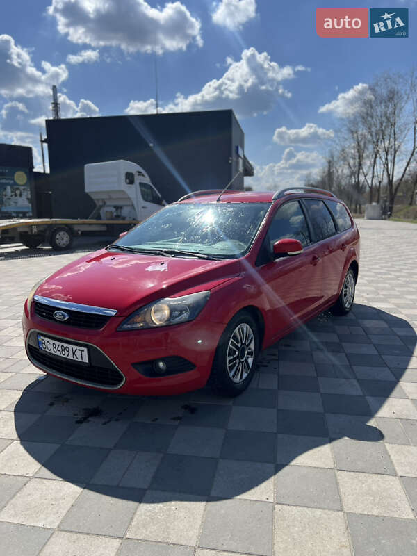 Ford Focus (2010)