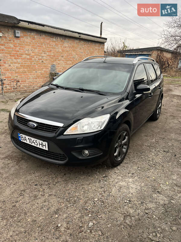 Ford Focus (2010)