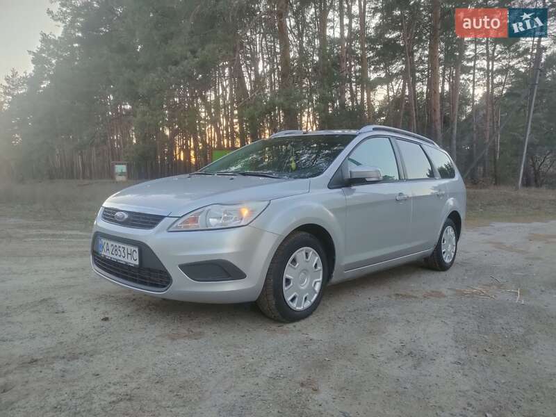 Ford Focus (2010)