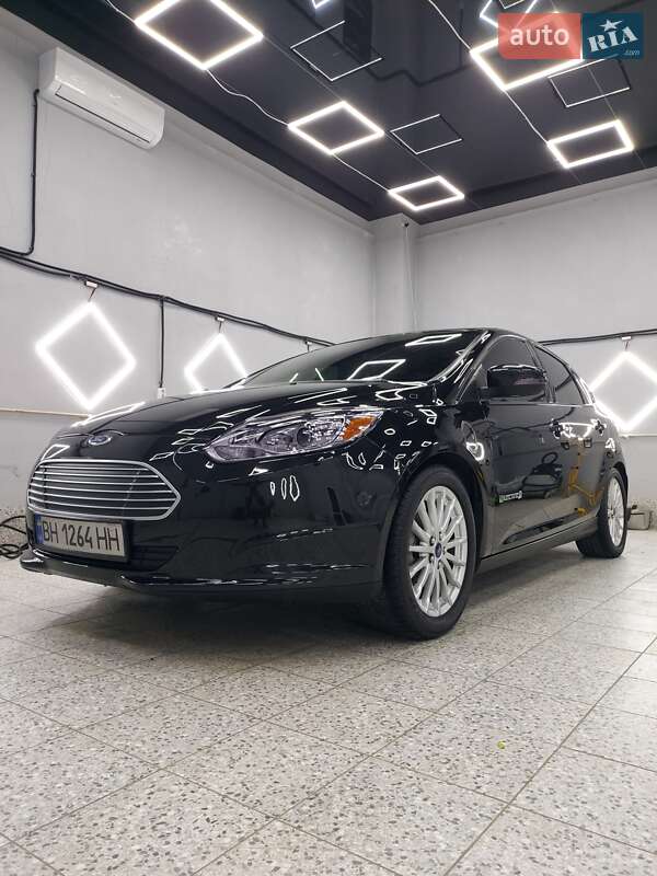Ford Focus (2012)