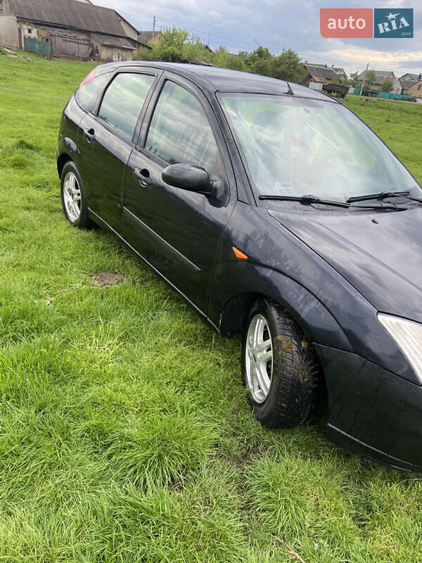 Ford Focus (2001)