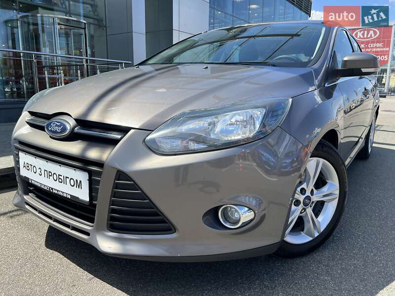 Ford Focus (2013)