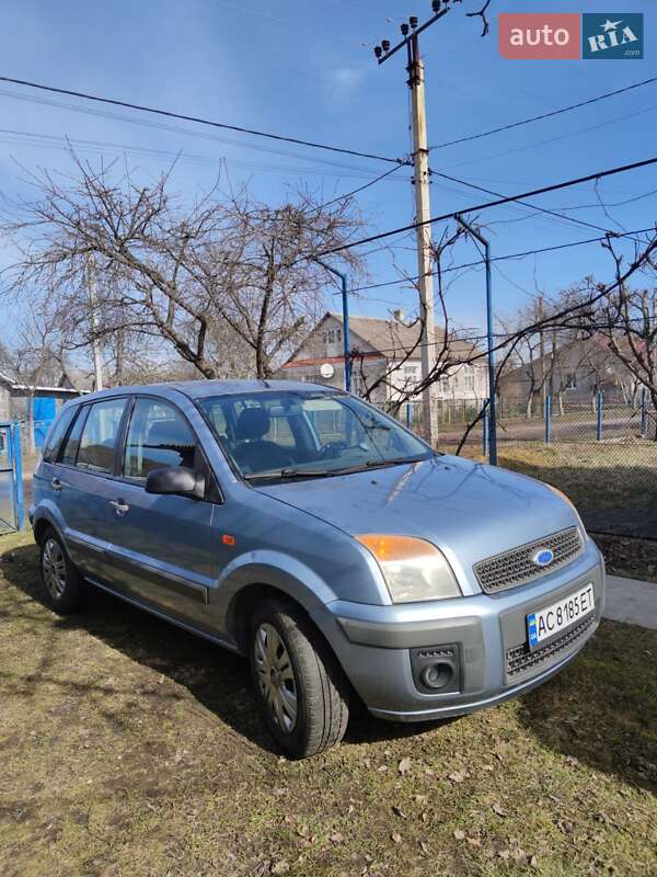 Ford Fusion (2007)