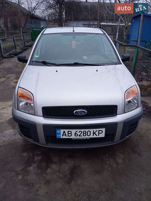 Ford Fusion (2008)
