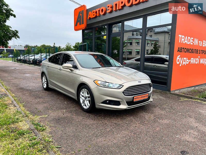 Ford Fusion (2014)