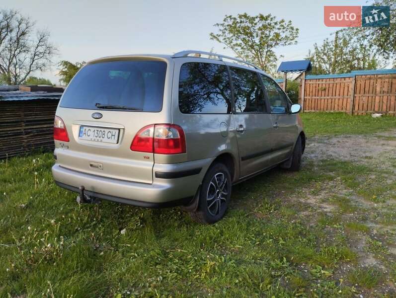 Ford Galaxy (2004)