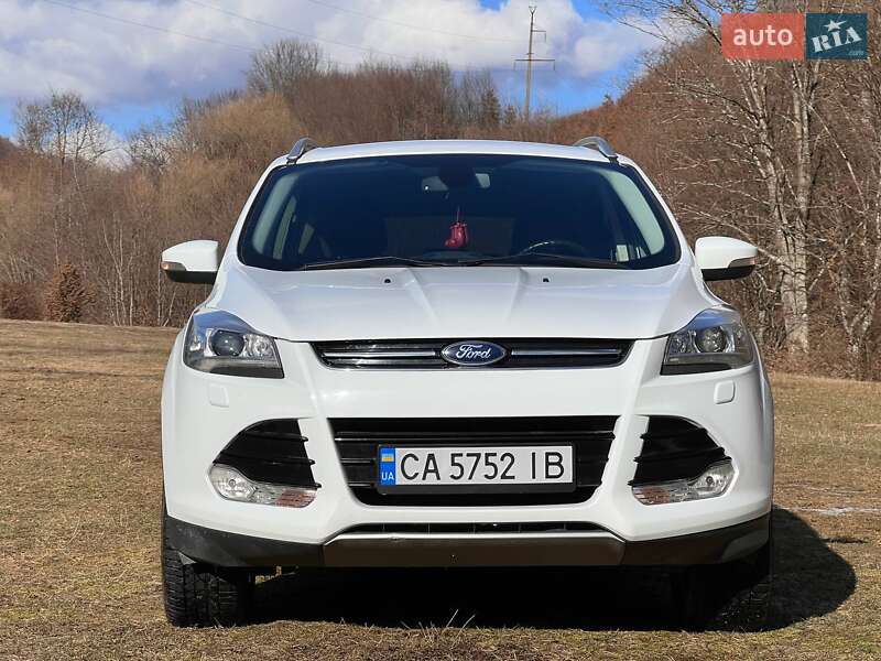 Ford Kuga (2015)