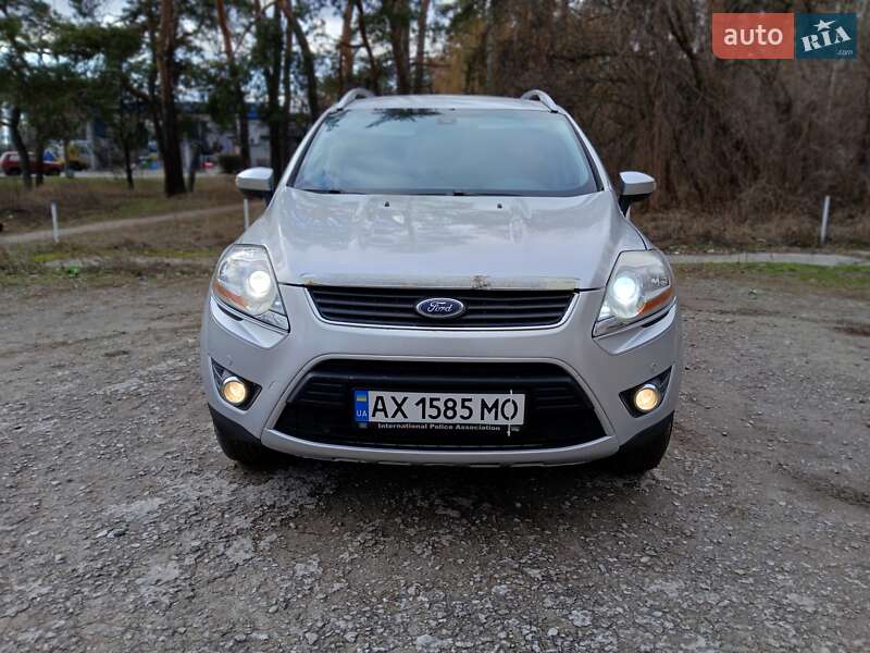 Ford Kuga (2011)