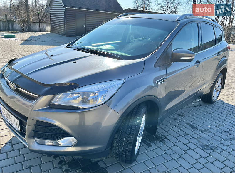 Ford Kuga (2013)