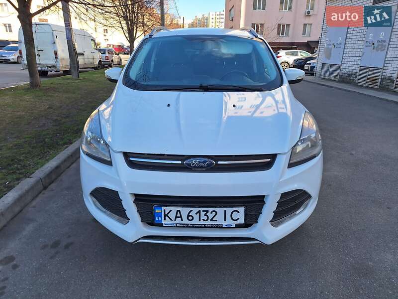 Ford Kuga (2013)