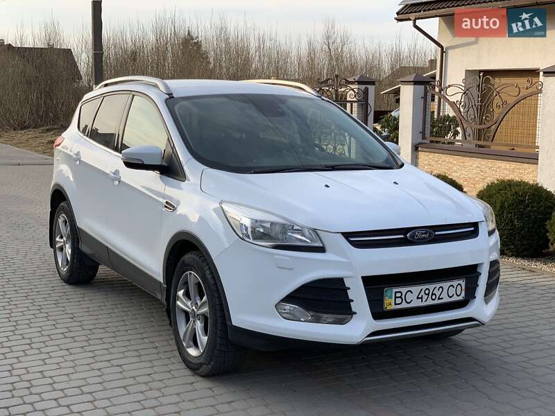 Ford Kuga (2016)