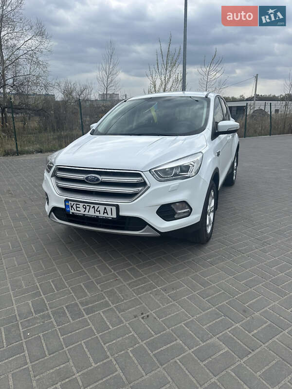 Ford Kuga (2018)