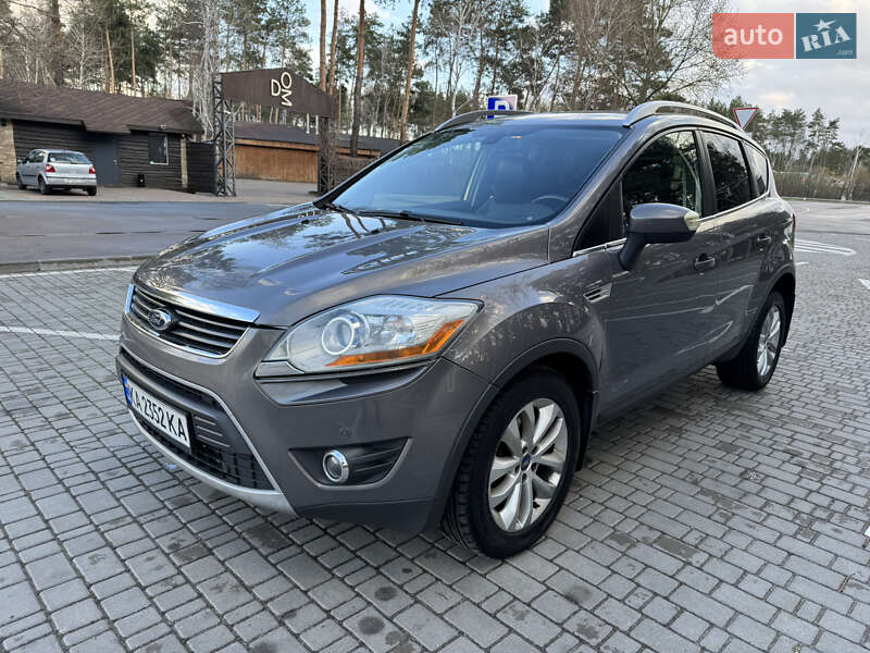 Ford Kuga (2012)
