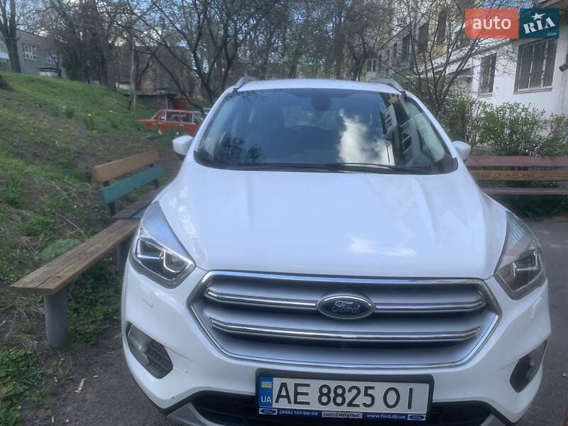 Ford Kuga (2019)