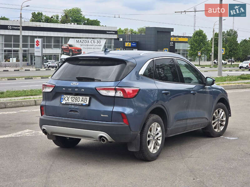 Ford Kuga (2023)