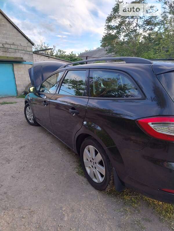 Ford Mondeo (2011)