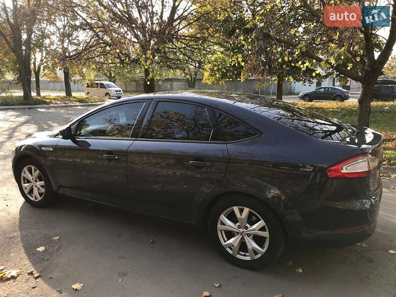 Ford Mondeo (2013)