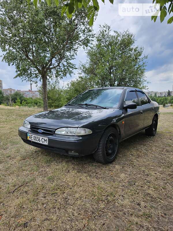 Ford Mondeo (1995)