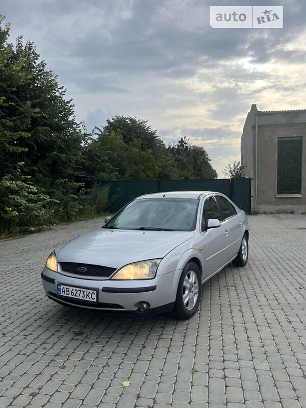 Ford Mondeo (2001)