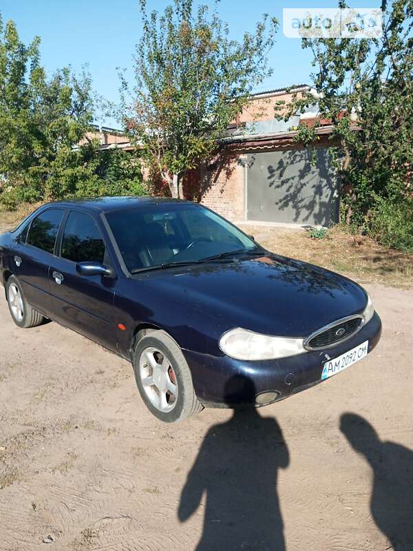 Ford Mondeo (2000)