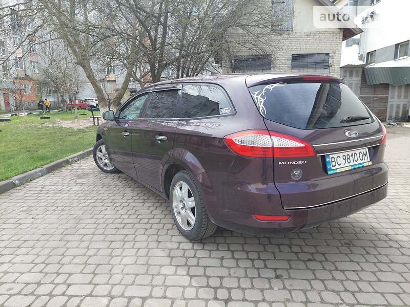 Ford Mondeo (2010)