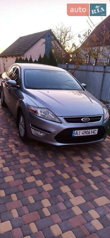 Ford Mondeo (2011)