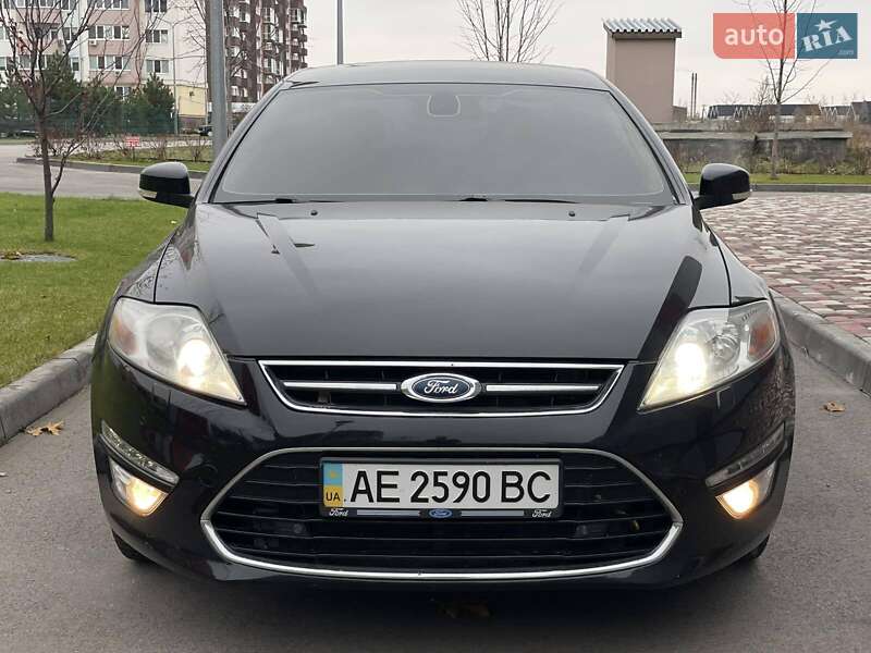 Ford Mondeo (2011)