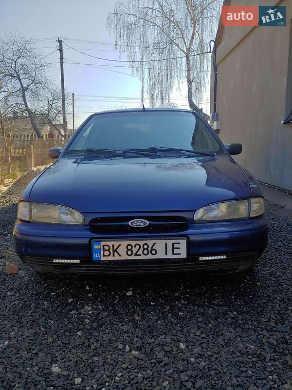 Ford Mondeo (1994)