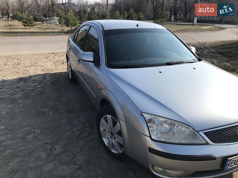 Ford Mondeo (2003)