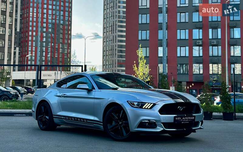 Ford Mustang (2015)