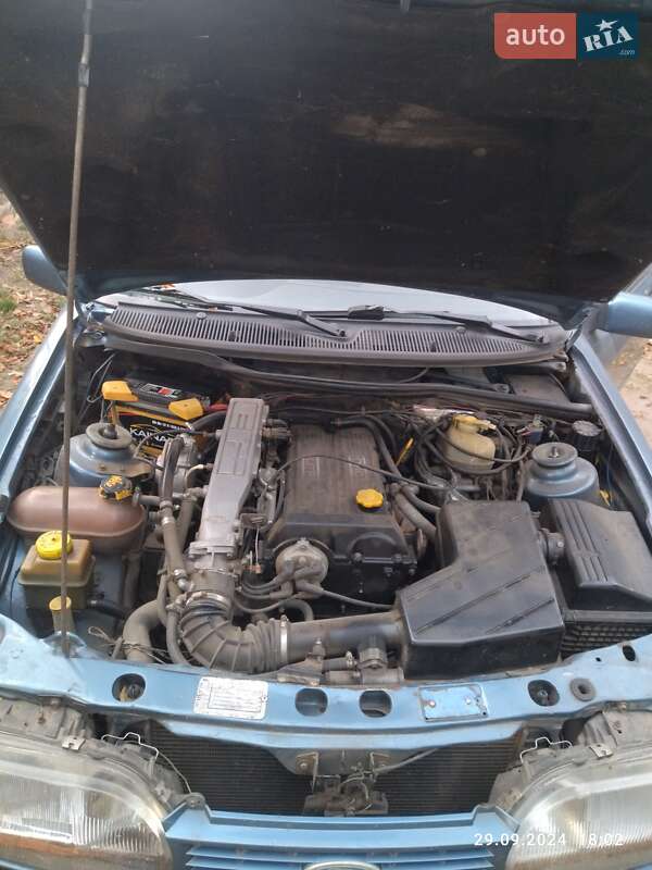 Ford Sierra (1992)