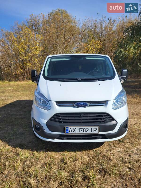 Ford Transit custom (2012)