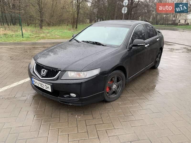 Honda Accord (2004)