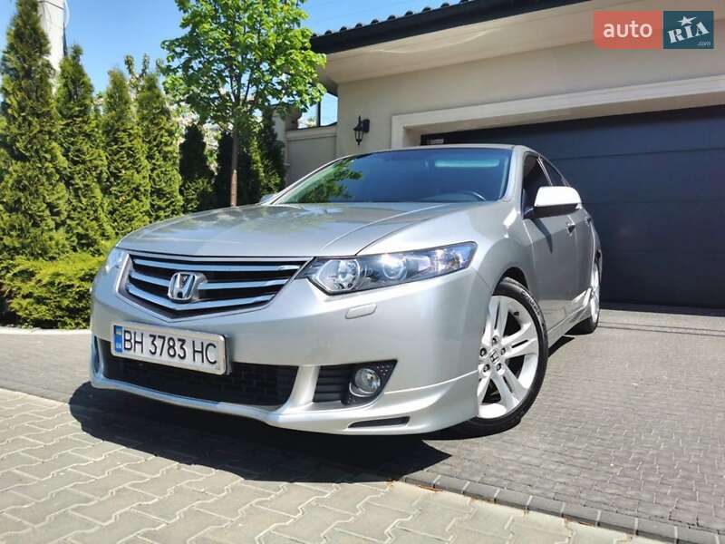 Honda Accord (2010)