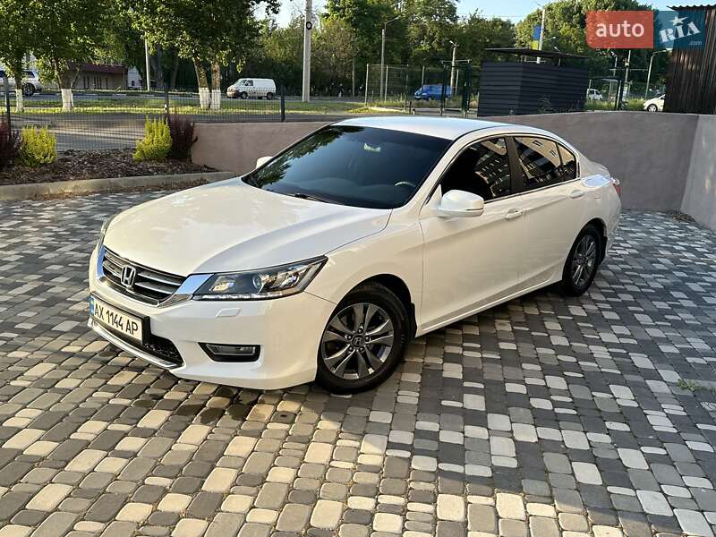 Honda Accord (2013)