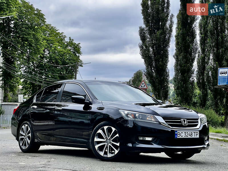 Honda Accord (2015)