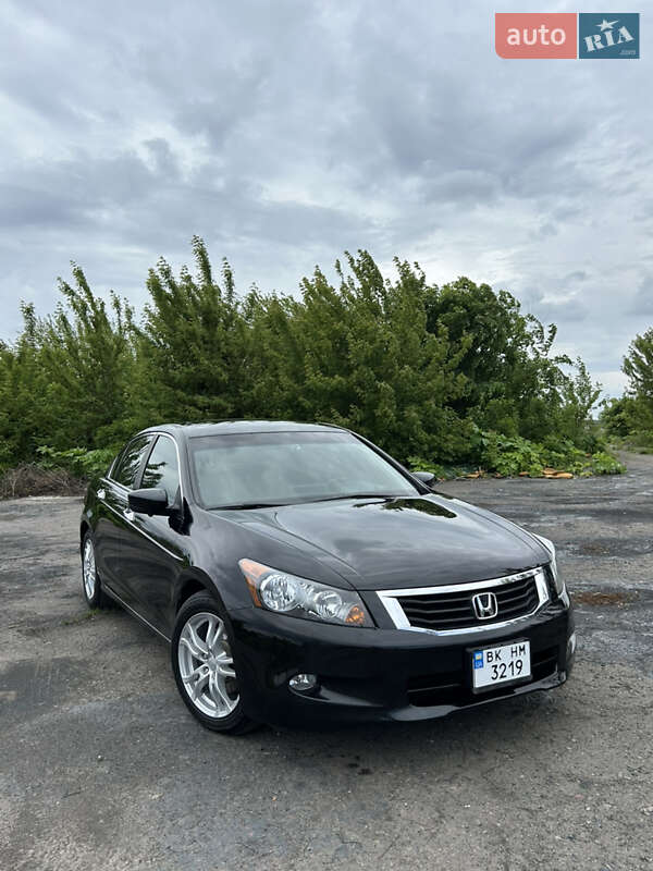 Honda Accord (2008)