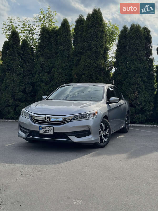 Honda Accord (2016)