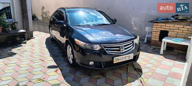 Honda Accord (2008)