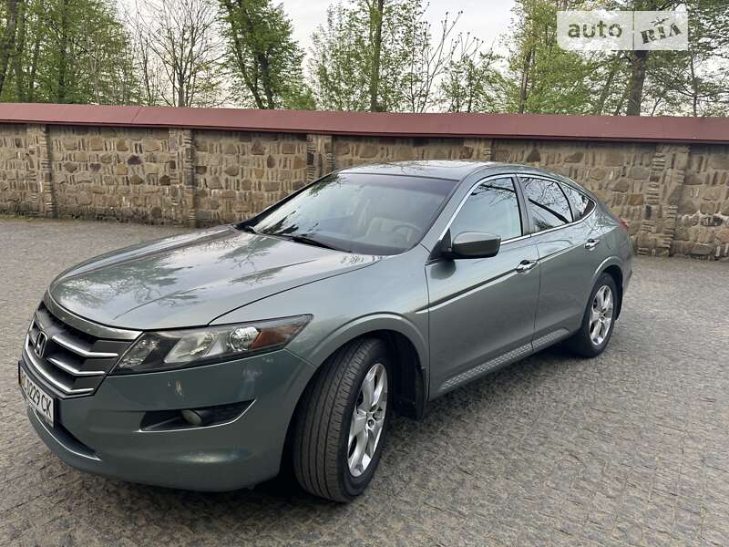 Honda Crosstour (2010)