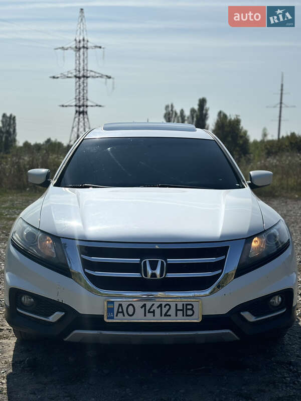 Honda Crosstour (2012)