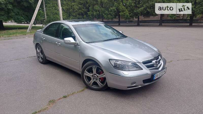 Honda Legend (2006)