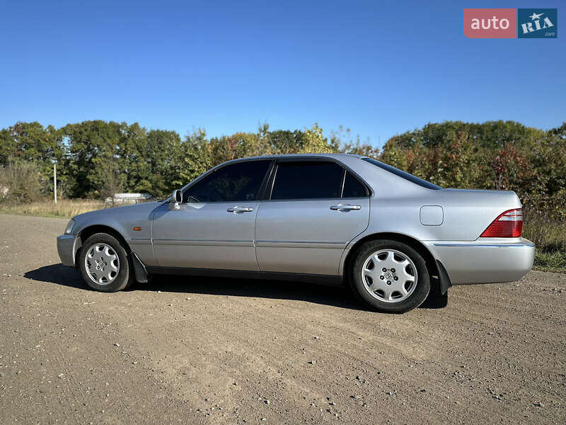 Honda Legend (2004)