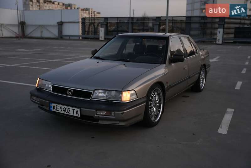 Honda Legend (1989)