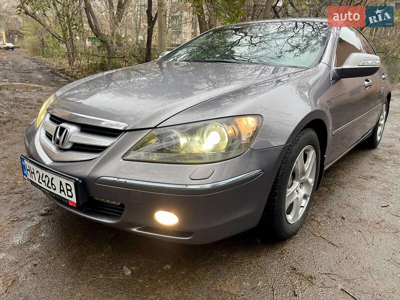 Honda Legend (2006)