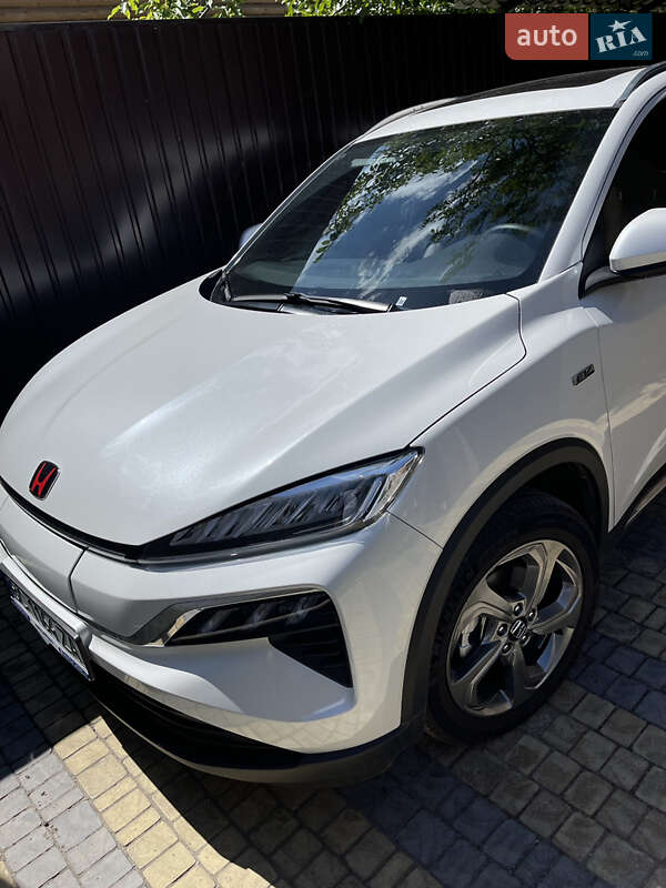 Honda M-nv (2021)